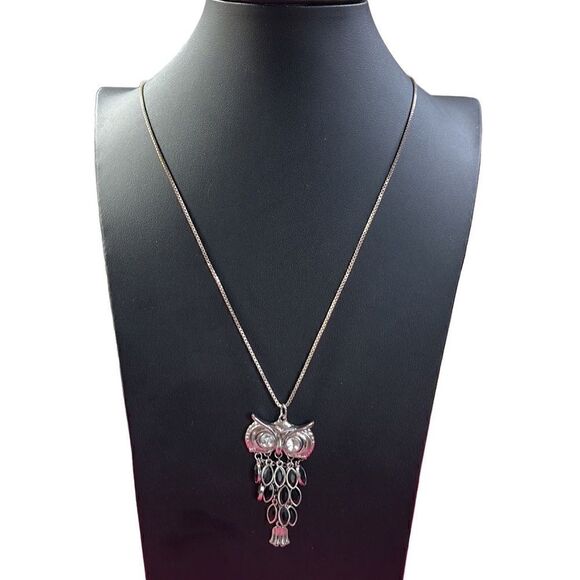 Vintage Owl Pendant on Long Chain Necklace - Picture 3 of 6